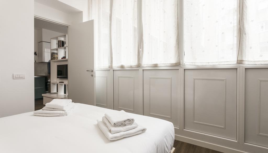 Italianway-Magenta Apartment Milan Bagian luar foto