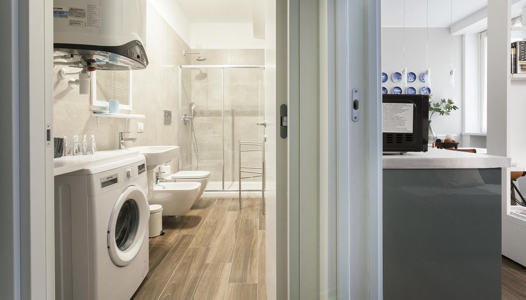 Italianway-Magenta Apartment Milan Bagian luar foto