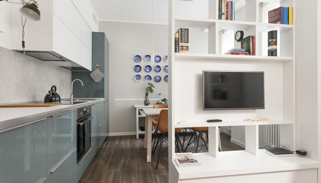 Italianway-Magenta Apartment Milan Bagian luar foto